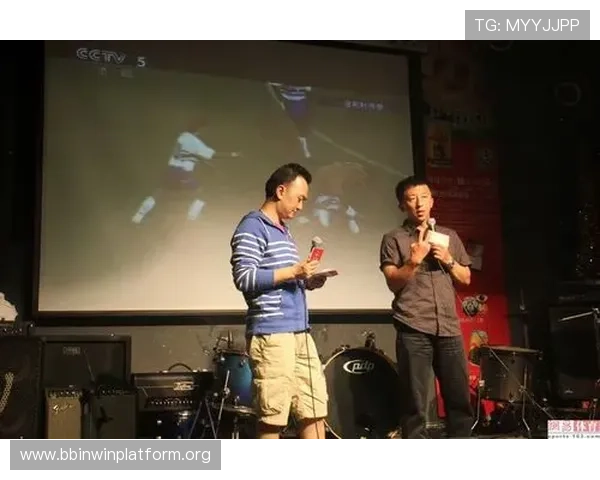 厄瓜多尔球迷在德国酒吧支持国家队的热情场面与现场氛围报道 厄瓜多尔球迷在德国酒吧支持国家队的热情场面与现场氛围报道